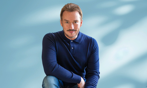 10 03 Russell Watson Web 1000 x